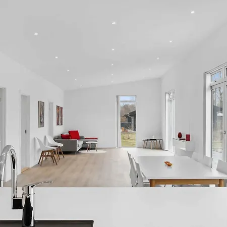 Brand New And Modern Summer House In Kulhuse